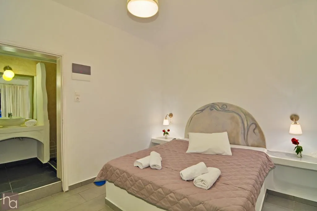 DOUBLE SEA VIEW Room, Adamas Hotel, Santorini