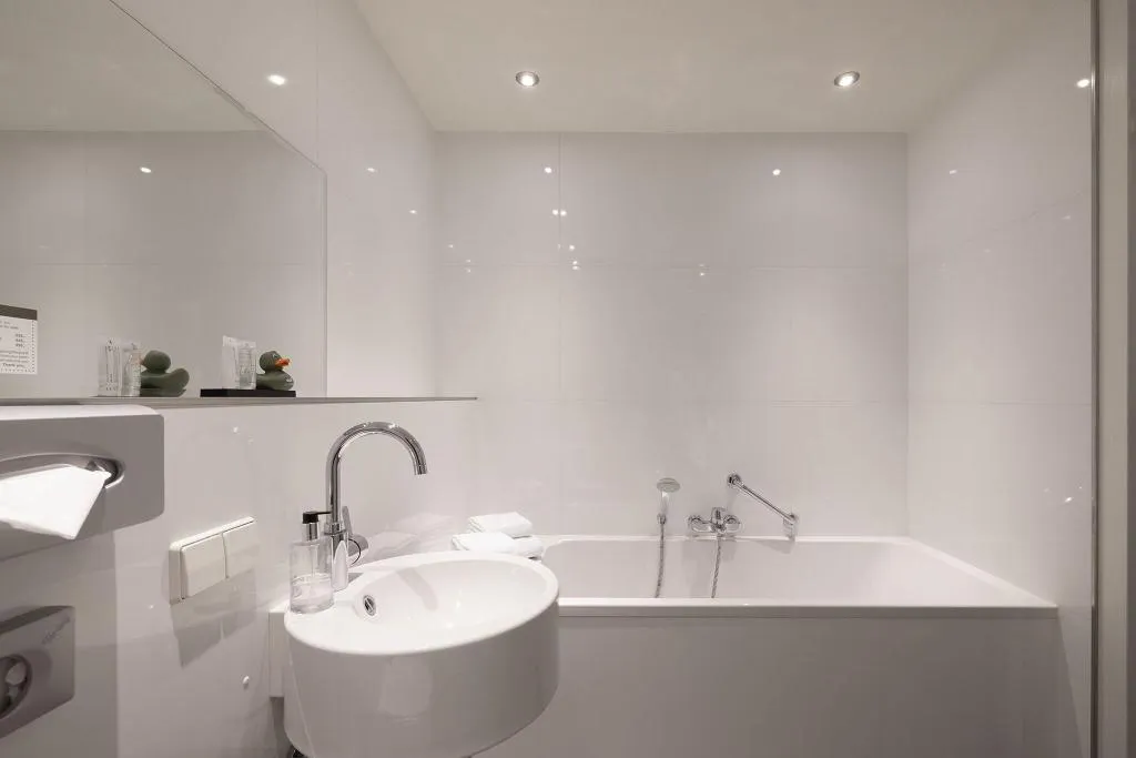 Room, Hotel Mitland, Amsterdam