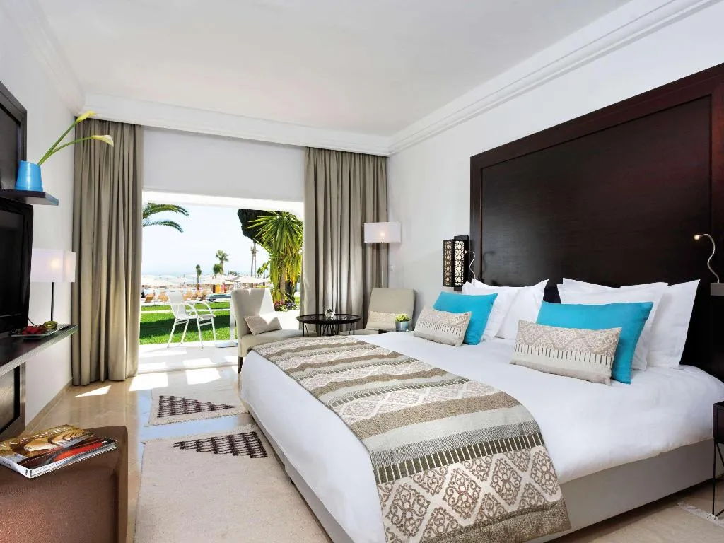 DOUBLE SUPERIOR SEA VIEW Room, Movenpick Hotel Gammarth Tunis, Tunisia