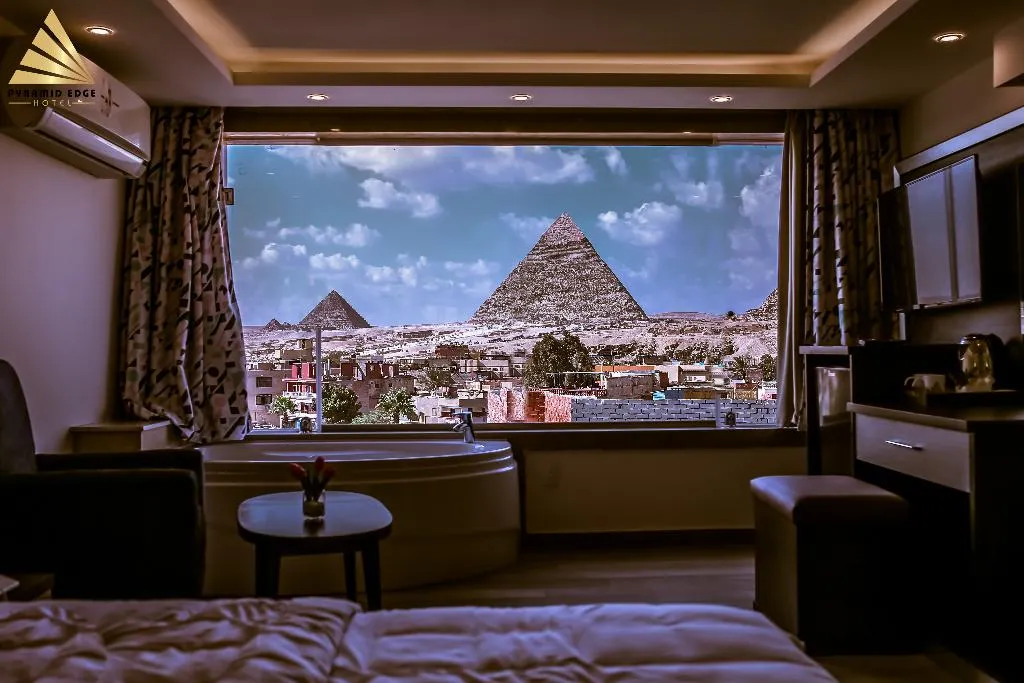 SUITE DELUXE WITH VIEWS Room, Pyramid Edge Hotel & Exclusive Pyramids View Roof, Cairo