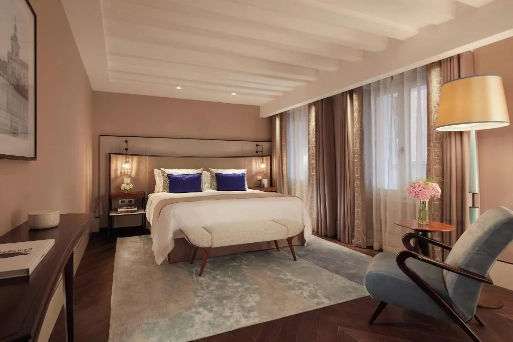 Room, The St Regis Venice, Venice