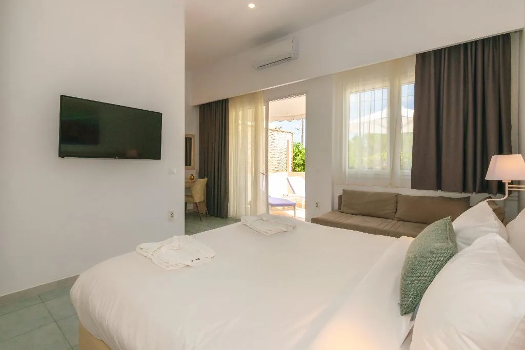 JUNIOR SUITE STANDARD Room, Iakinthos, Tsilivi Beach, Zante