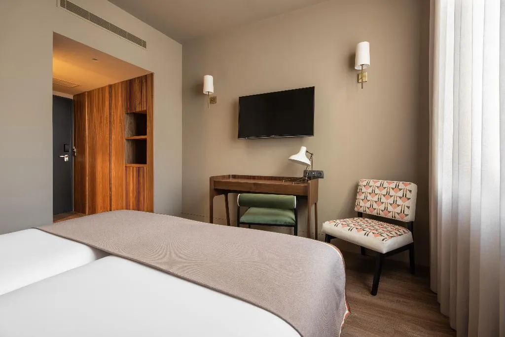 Double or Twin STANDARD Room, Dorma Essenzia Porto, Porto