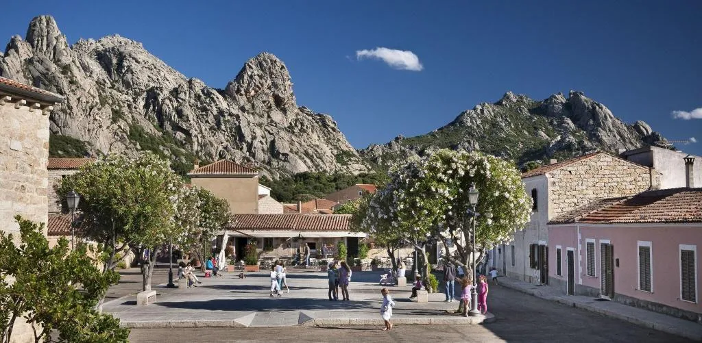 General view, Hotel Li Finistreddi, Olbia