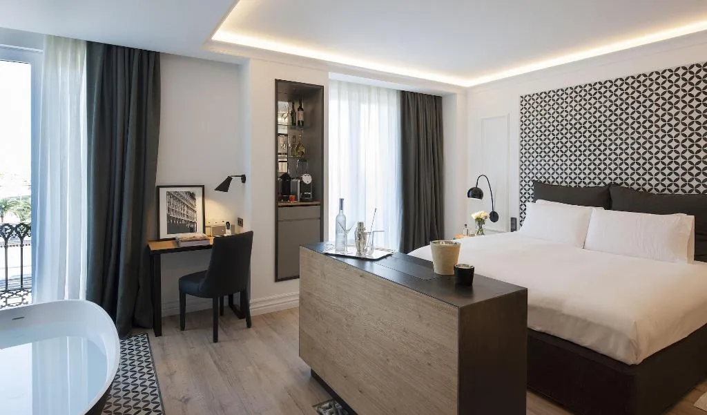 Room, The Serras Hotel Barcelona, Barcelona