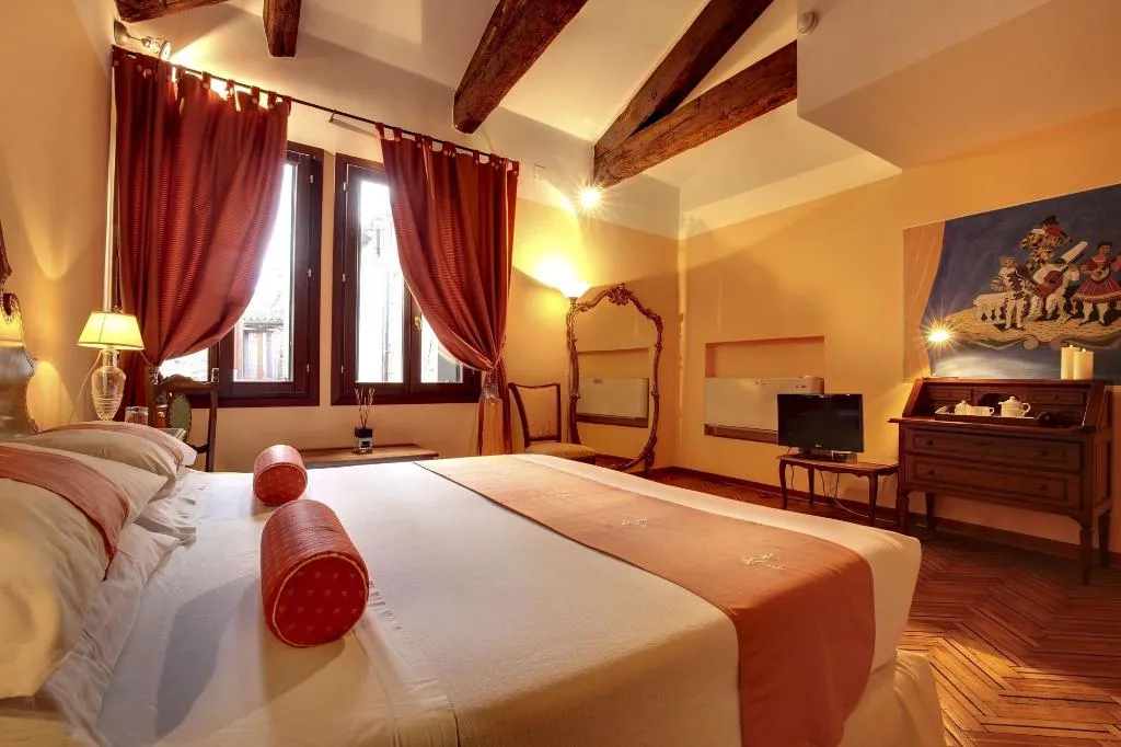 Room, La Villeggiatura, Venice