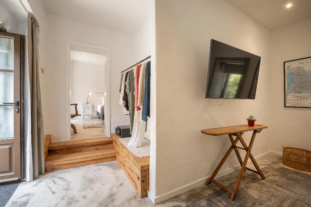 JUNIOR SUITE ONE BEDROOM Room, CasaNova Farmhouse, Porto