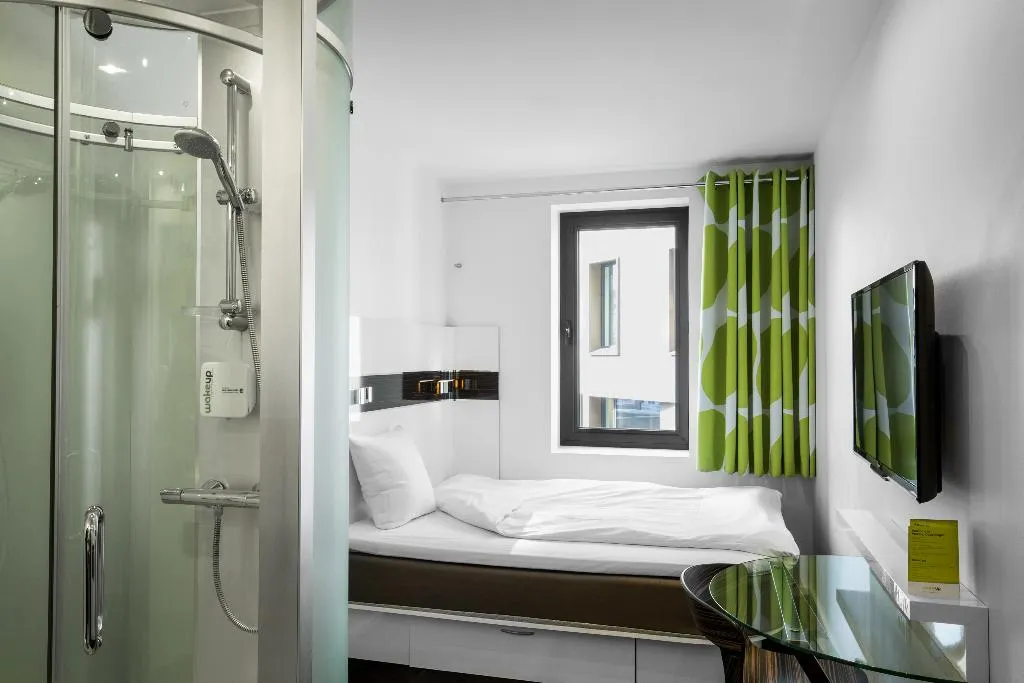 DOUBLE STANDARD Room, Wakeup Copenhagen Borgergade, Copenhagen