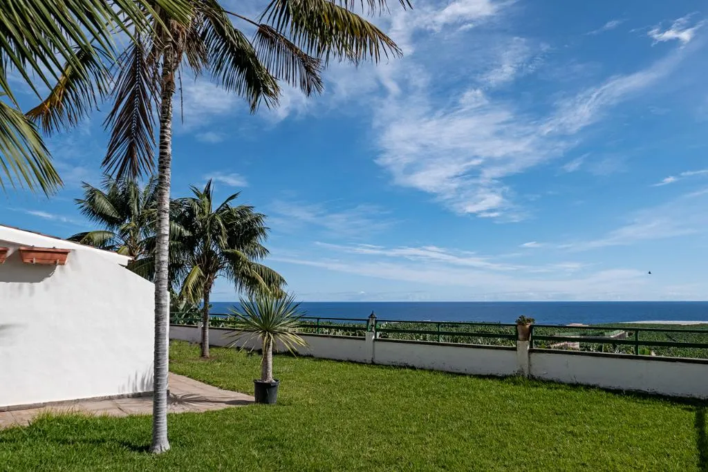 Terrace, Sabinas & Terrazas Malpaís, Tenerife