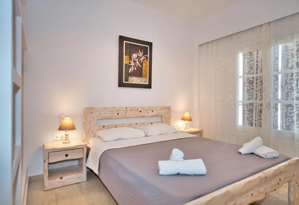 DOUBLE SUPERIOR ONE BEDROOM Room, Villa Angira, Santorini