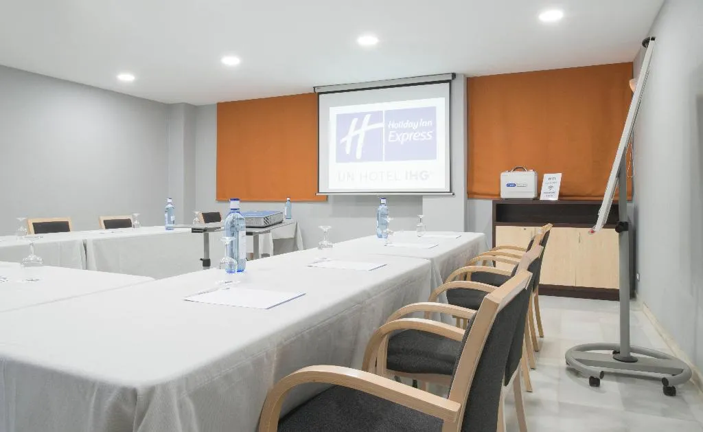 Conferences, Holiday Inn Express Valencia Bonaire, Valencia