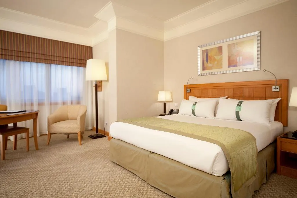 DOUBLE PREMIUM KING BED Room, Holiday Inn Cairo - Citystars, Cairo