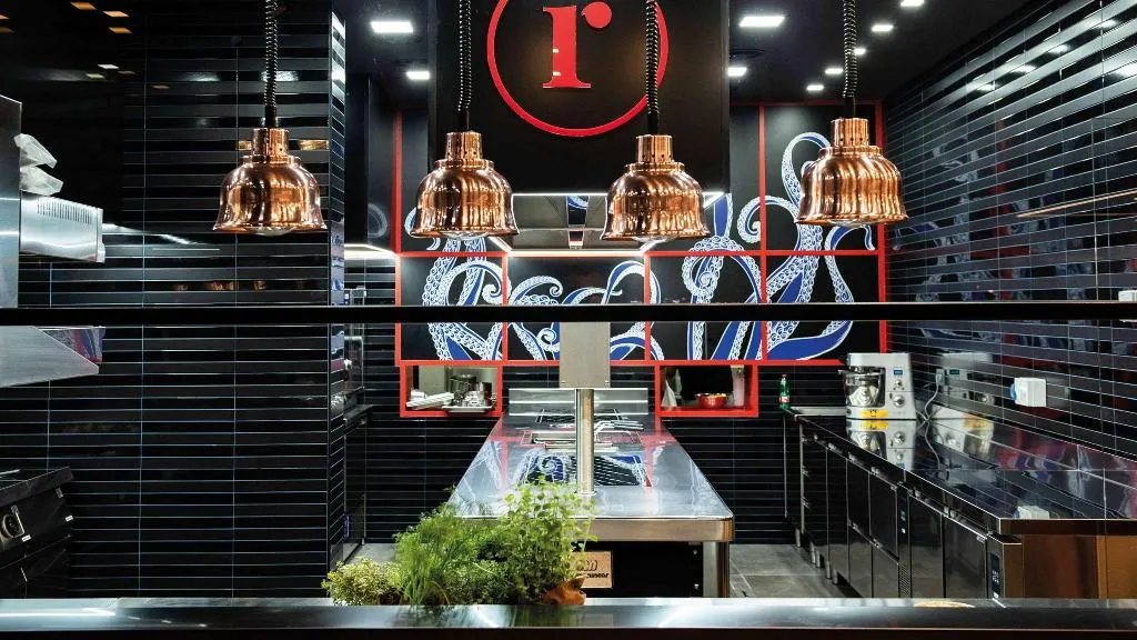 Restaurant, Gold Tower Lifestyle Hotel, Naples