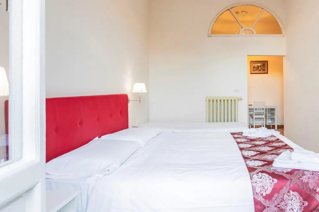 Room, Hotel St. James, Florence