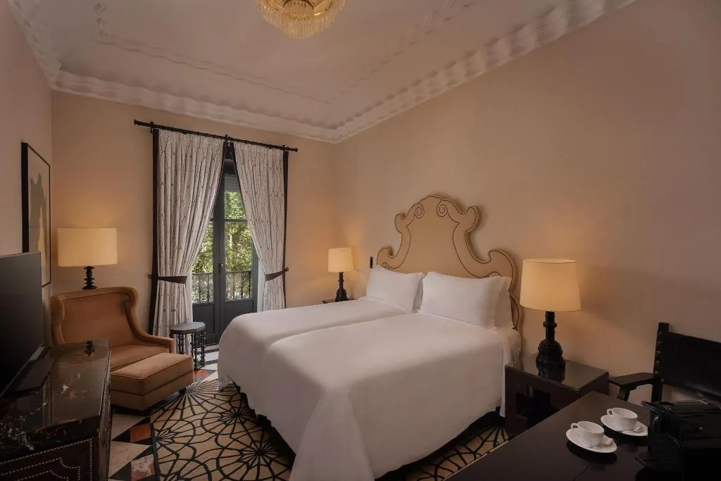 Room, Alfonso XIII, Seville