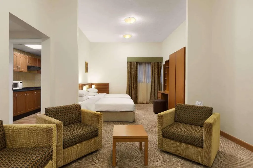 STUDIO STANDARD Room, Ramada Hotel & Suite Ajman, Dubai