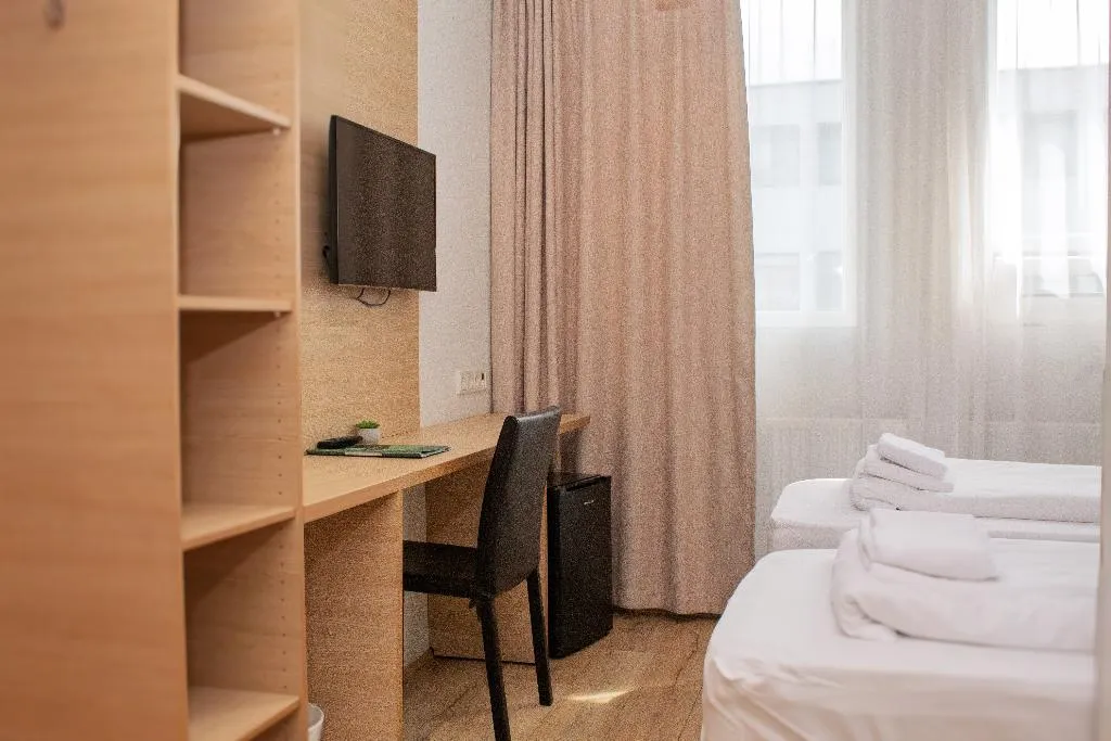 Double or Twin STANDARD Room, Hotel Muli, Reykjavik