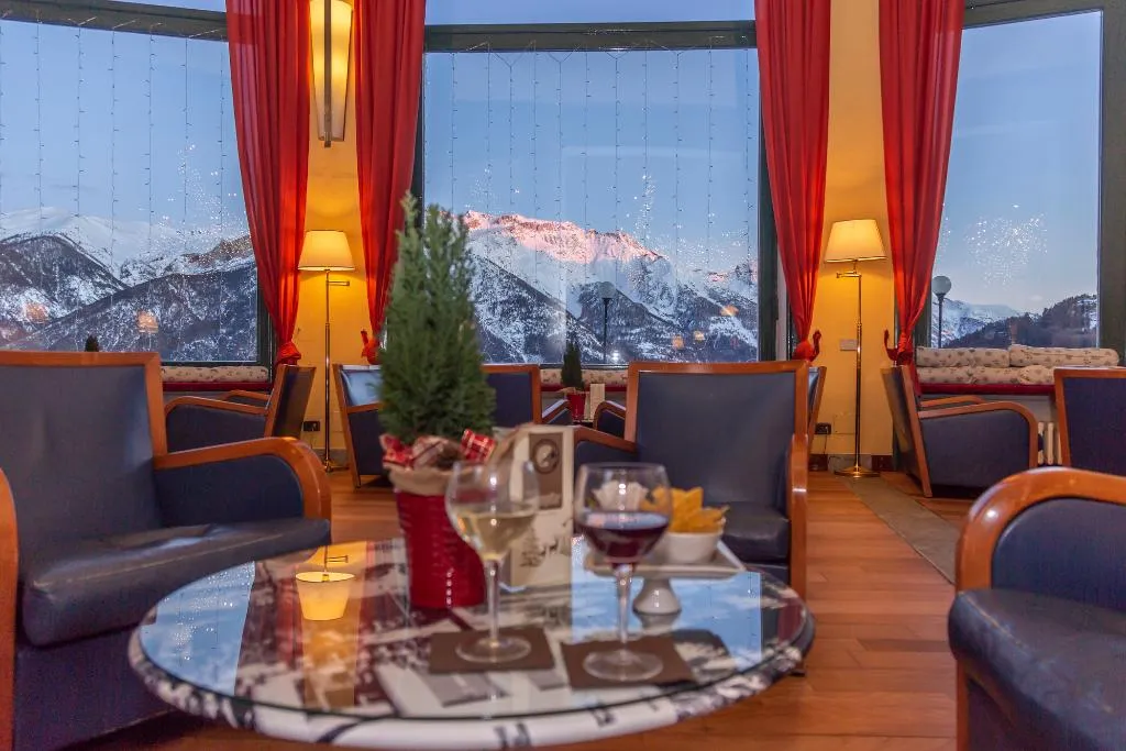 Bar, Hotel la Torre Spa & Restaurant, Milan