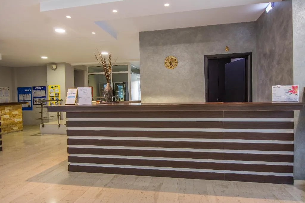 Lobby, Olive Garden, Rhodes