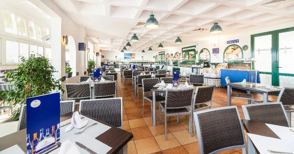 Restaurant, Apartamentos Globales Binimar, Menorca