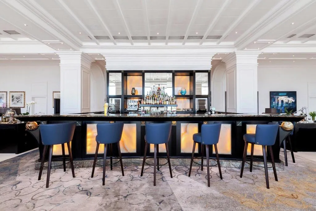 Lobby, Westin Dragonara Resort, Malta