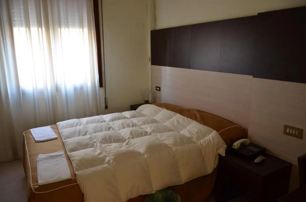 Room, Colombo Hotel & Hostel For Backpackers, Venice