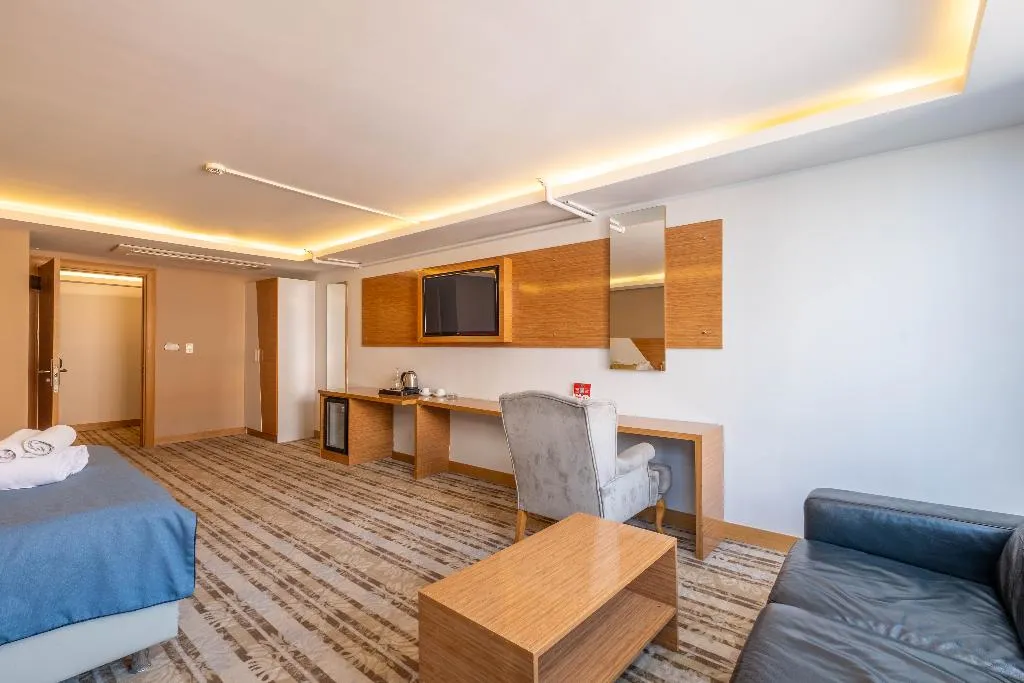 JUNIOR SUITE STANDARD Room, Hotel Bulvar, Izmir
