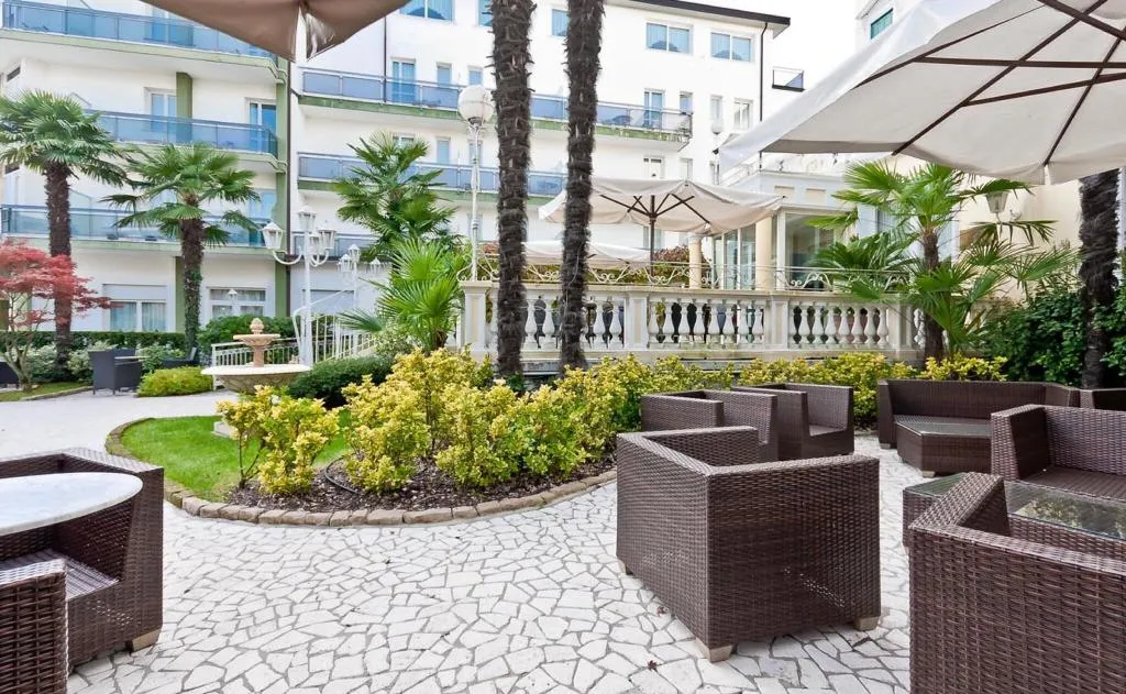 Terrace, Hotel Terme Roma, Venice