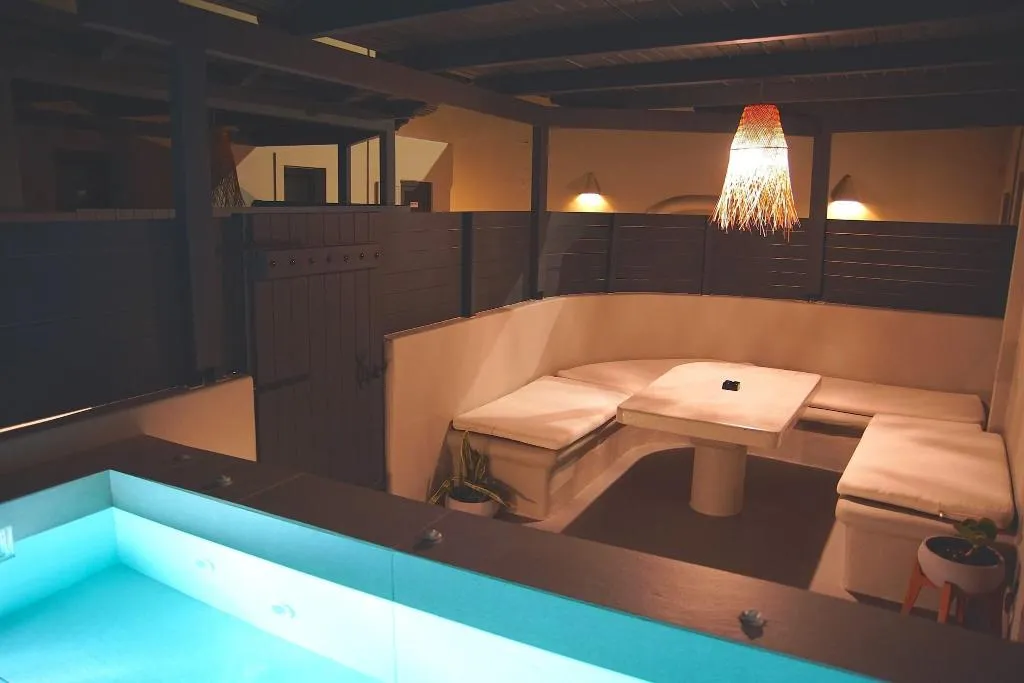Terrace, Black Diamond Suites - Adults Only, Santorini