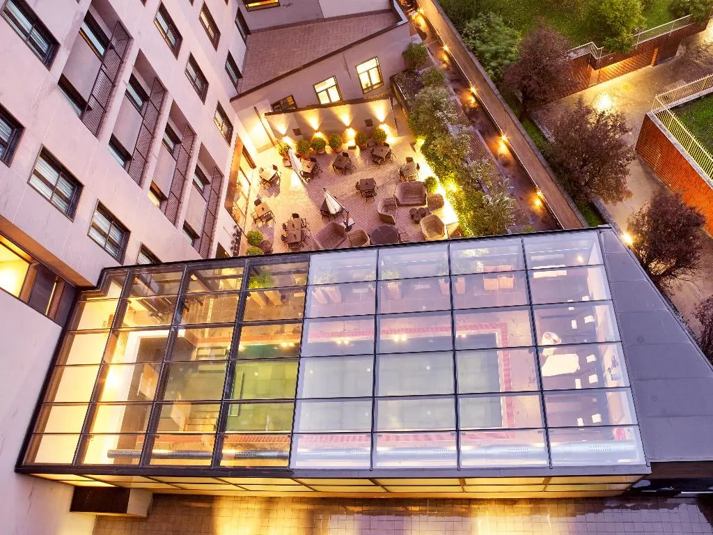 Pool, Radisson Blu Hotel, Milan