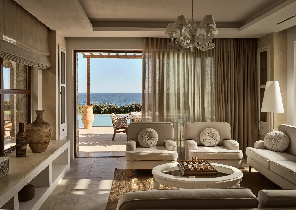 VILLA THREE BEDROOMS WITH PRIVATE POOL Room, Lesante Cape, Zante