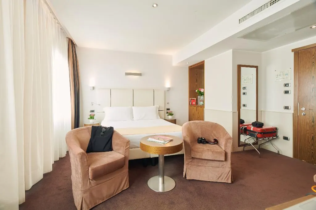 TWIN DELUXE Room, Hotel Plaza Venice, Venice