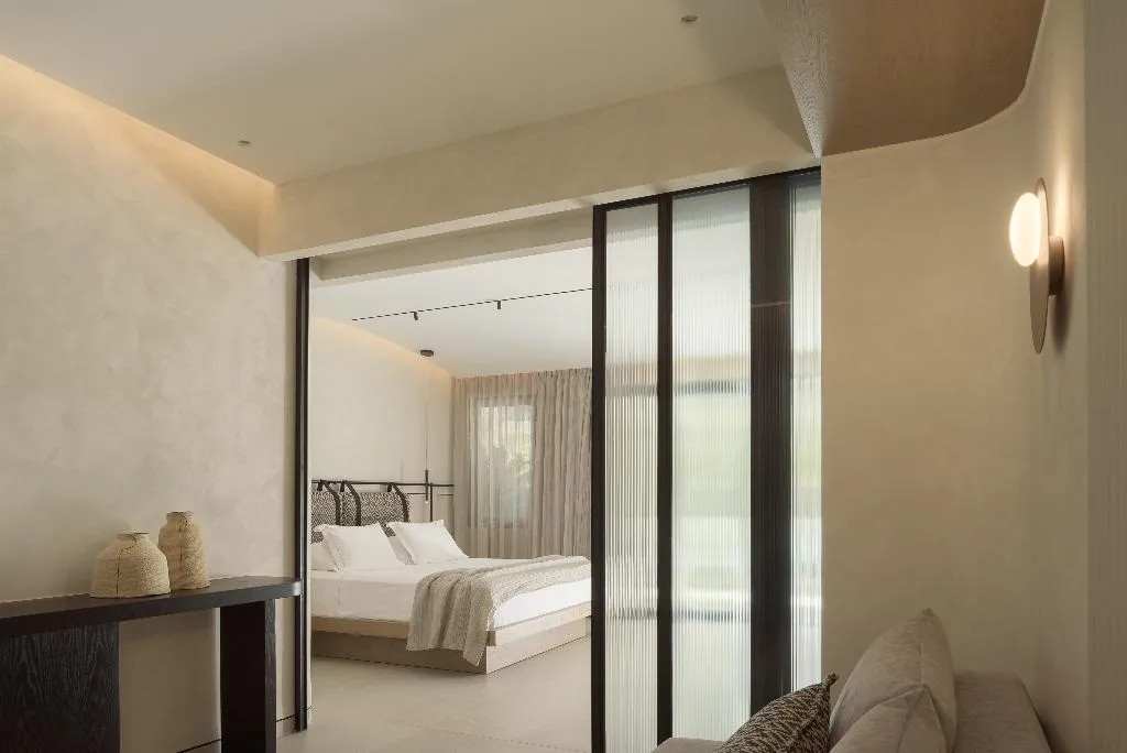 SUITE basement Room, Theartemis Palace, Crete
