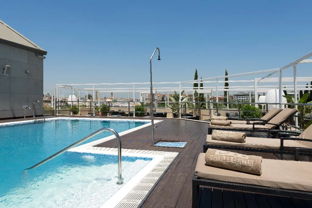 Pool, Sevilla Center, Seville