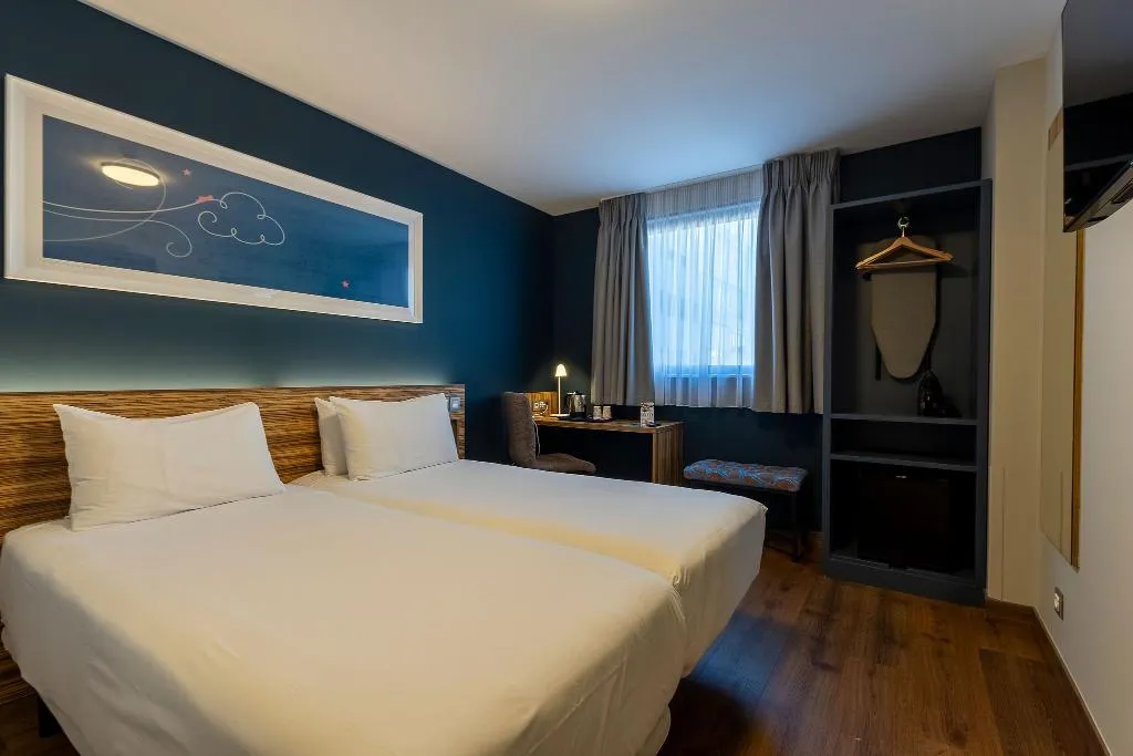 Room, Travelodge Barcelona Poblenou, Barcelona