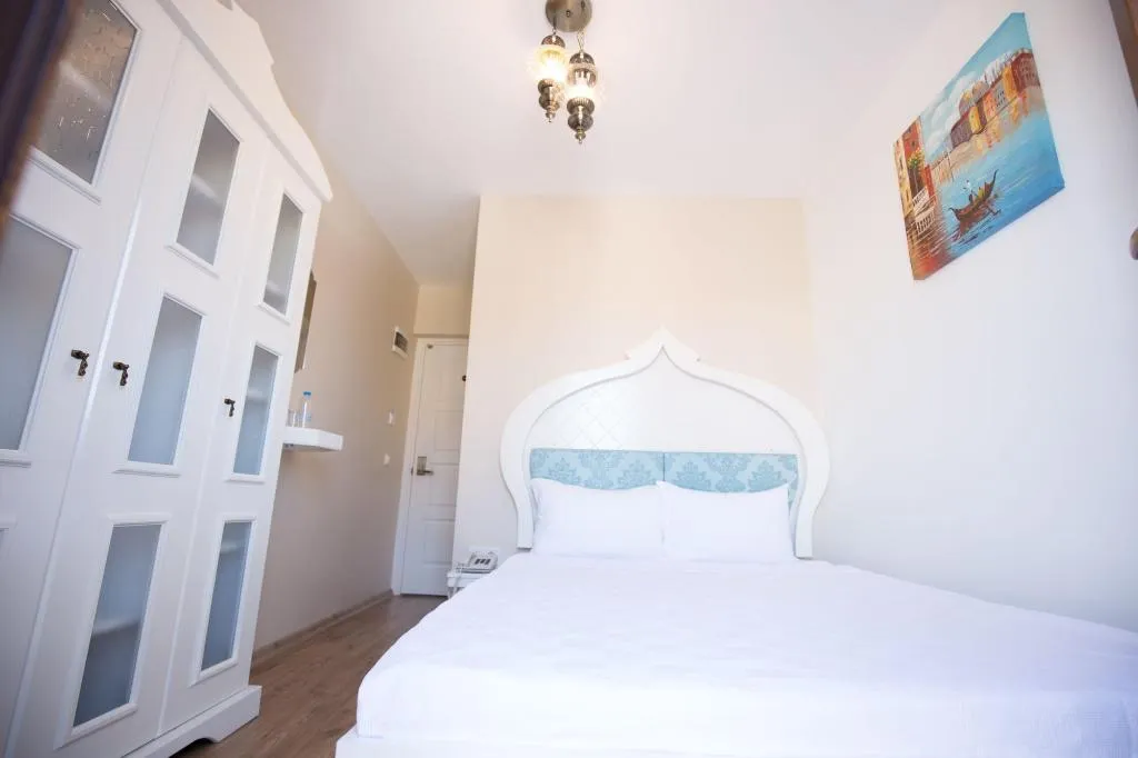 Room, Menendi Otel, Izmir