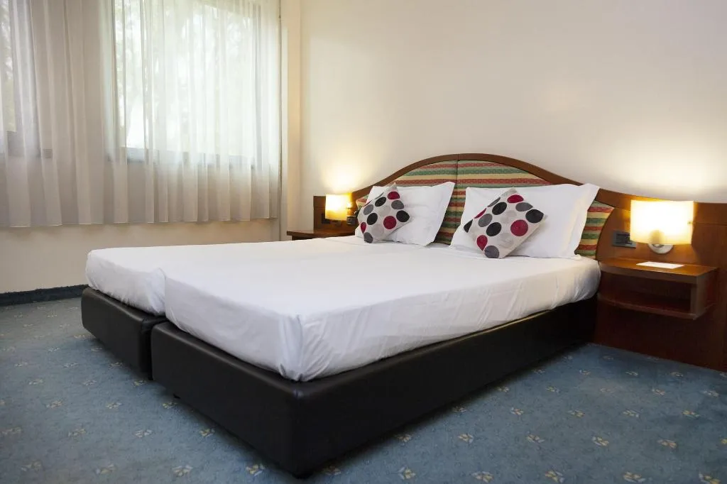 Room, iH Hotels Milano Blu Visconti, Milan
