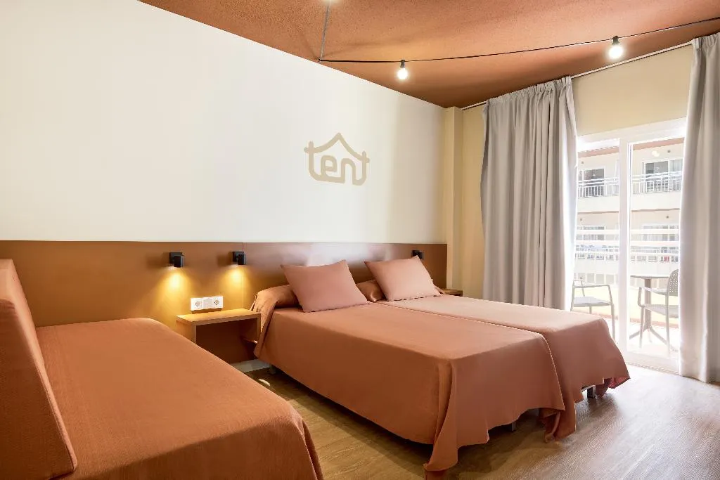 Room, tent Bahia de Palma, Majorca
