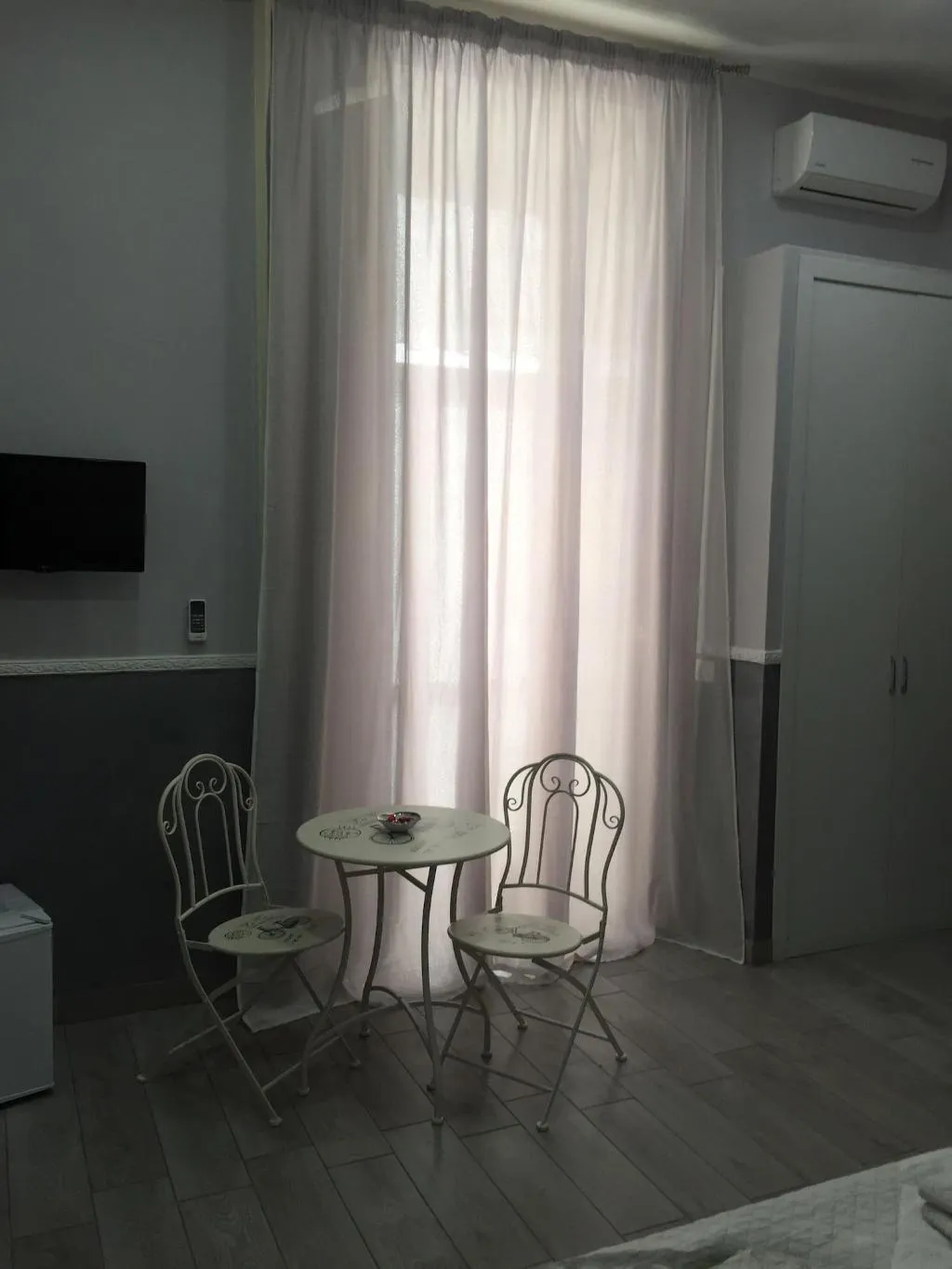 Room, B&B Panorama, Naples