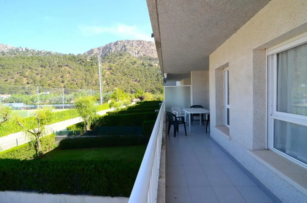 APARTMENT CAPACITY 6 THREE BEDROOM Room, Illa Mar d'Or, Costa Brava