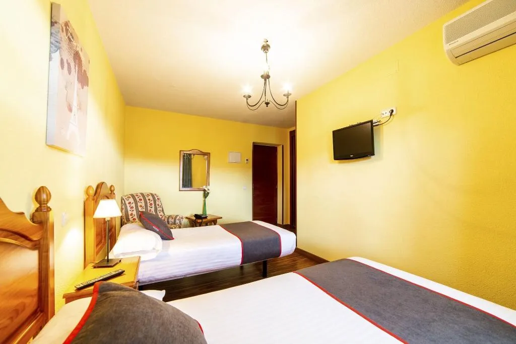 Room, Hotel Mavi, Madrid