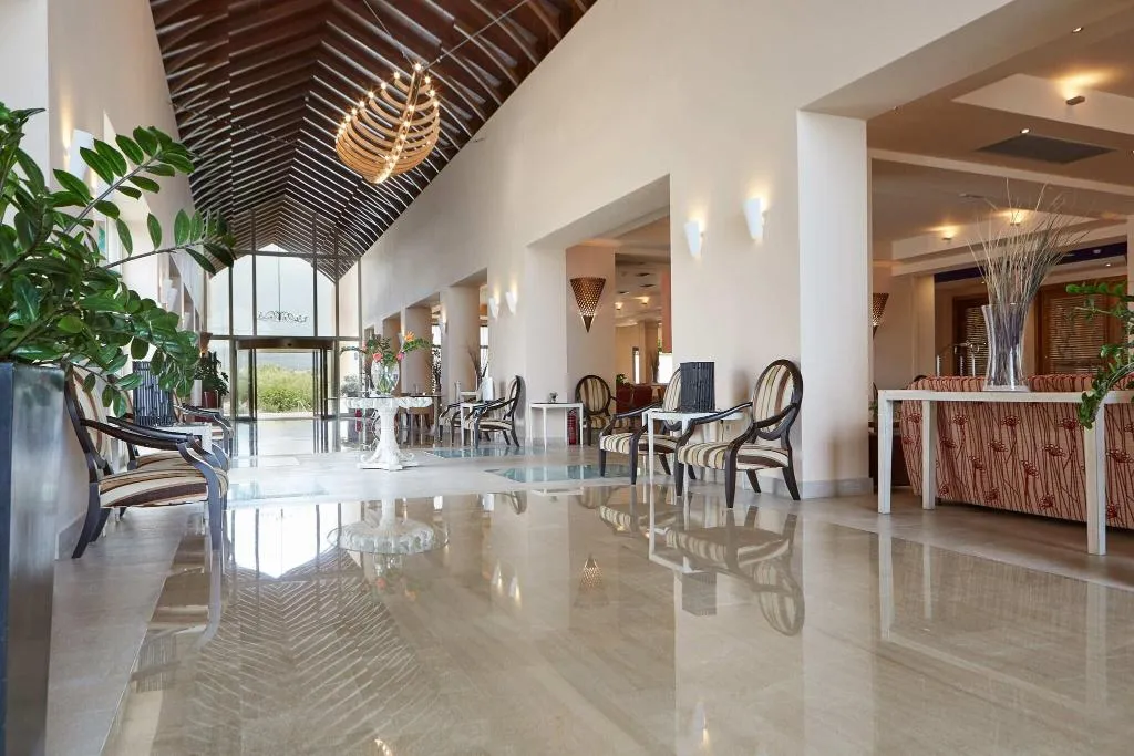Lobby, Cavo Spada, Crete