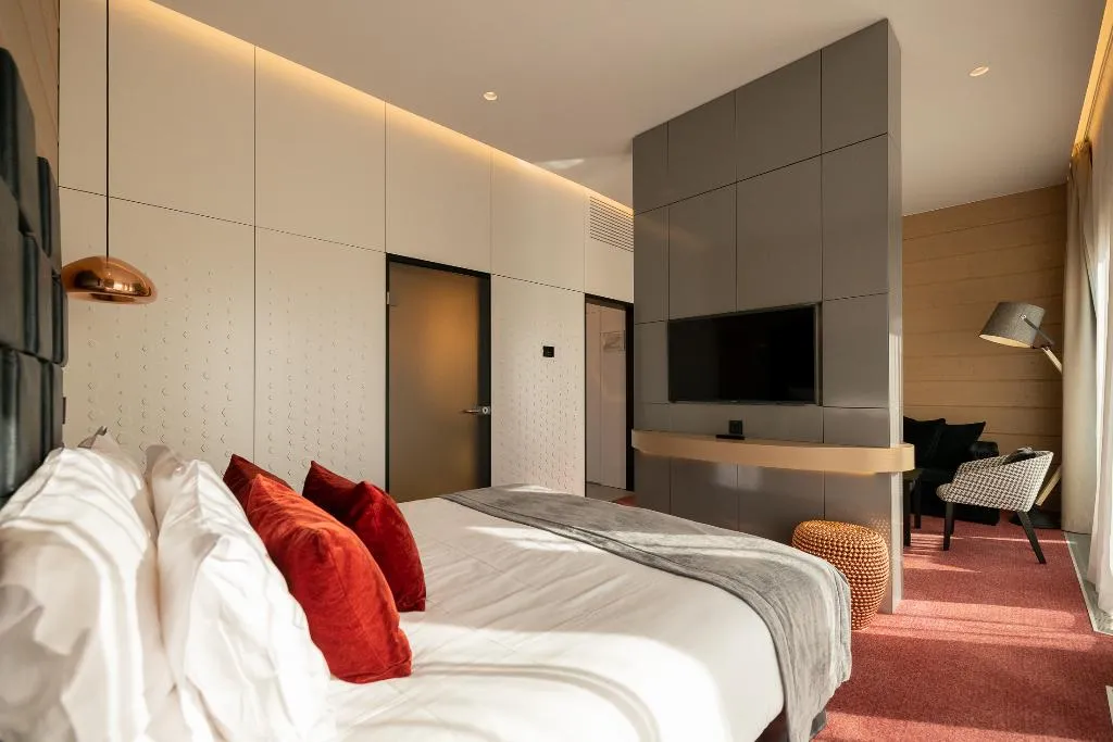 SUITE WITH BALCONY Room, Jurmala Golf Club & Hotel, Riga