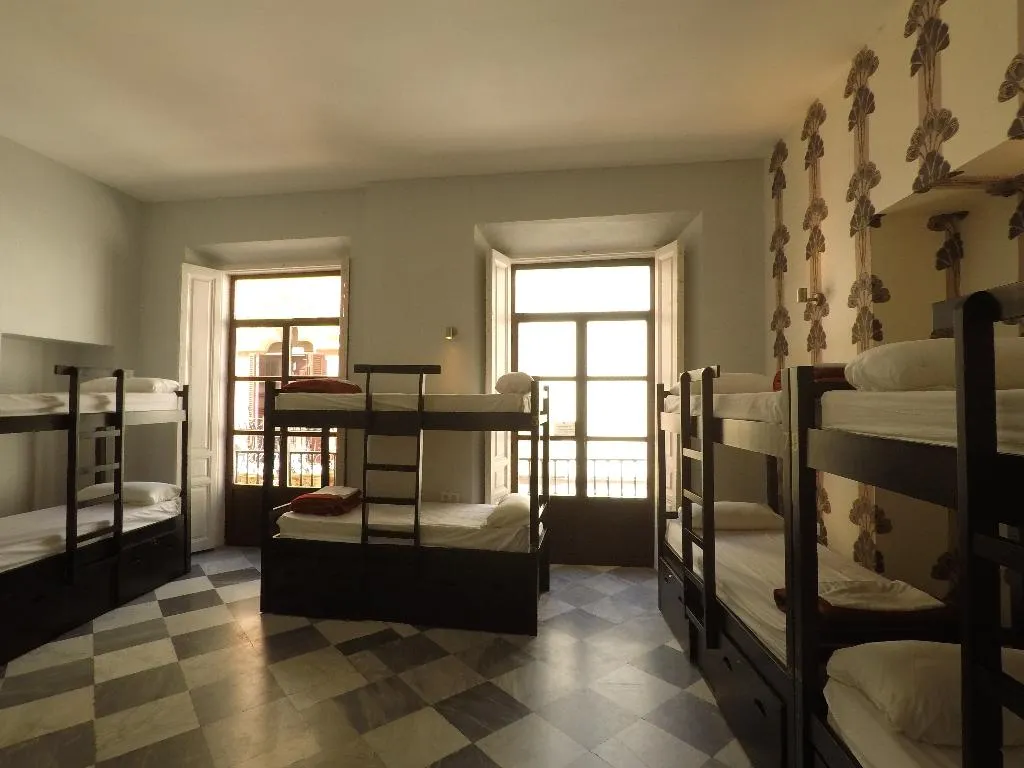 Bed in dormitory STANDARD Room, JOY Plaza de armas, Seville