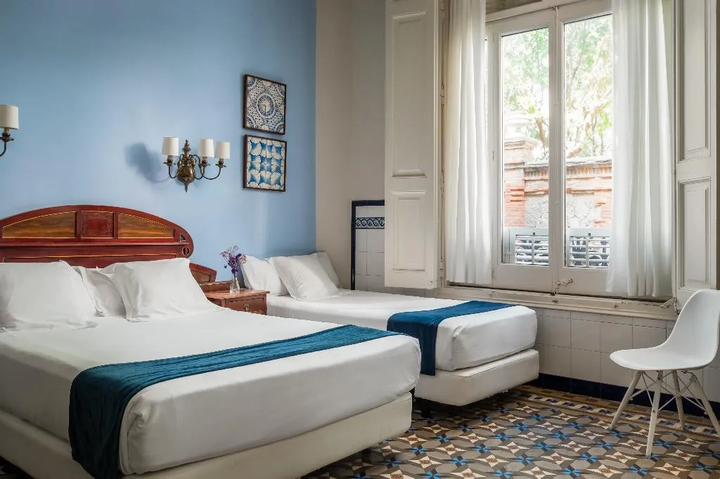 TRIPLE STANDARD Room, Hotel Medium Renaixença, Costa Brava