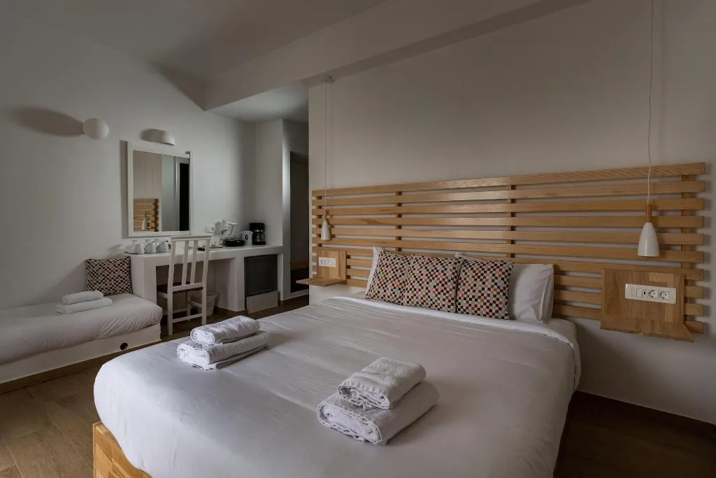 Room, Anamnesis Spa Luxury Apartments, Santorini