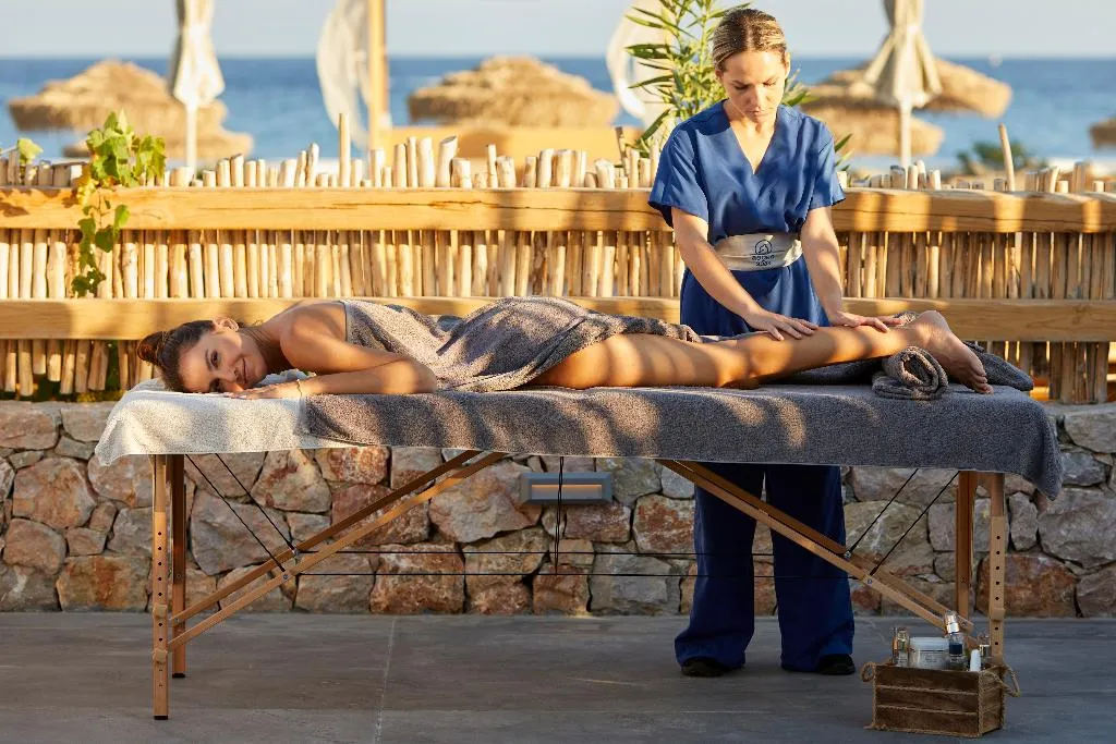 Sports and Entertainment, Sea Breeze Santorini Beach Resort, Curio Collectio, Santorini