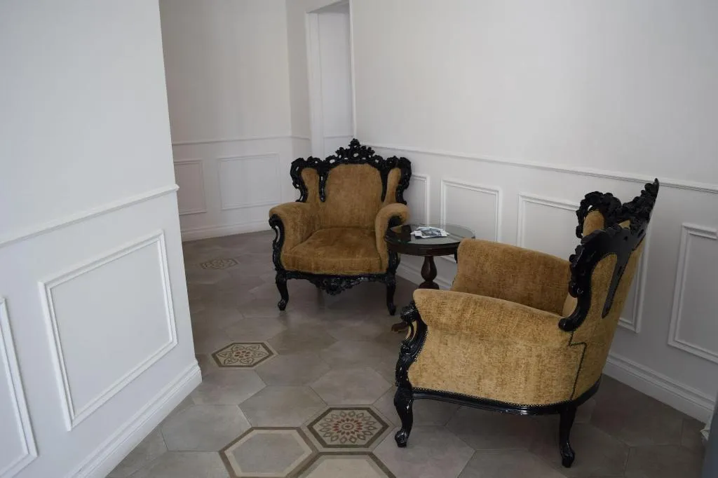 Room, Palazzo Balsamo, Naples