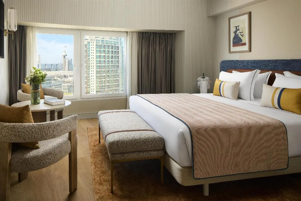 JUNIOR SUITE RIVER VIEW Room, Tivoli Oriente Lisboa Hotel, Lisbon