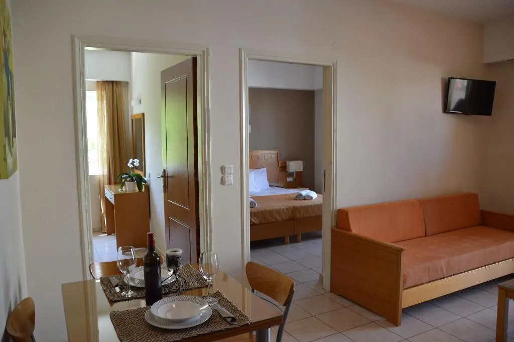 Room, Helios, Crete